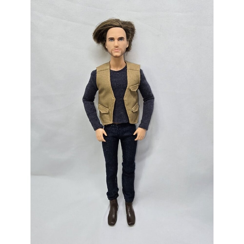 2018 Barbie Jurassic World Owen Chris Pratt Articulated Ken Doll Unboxed